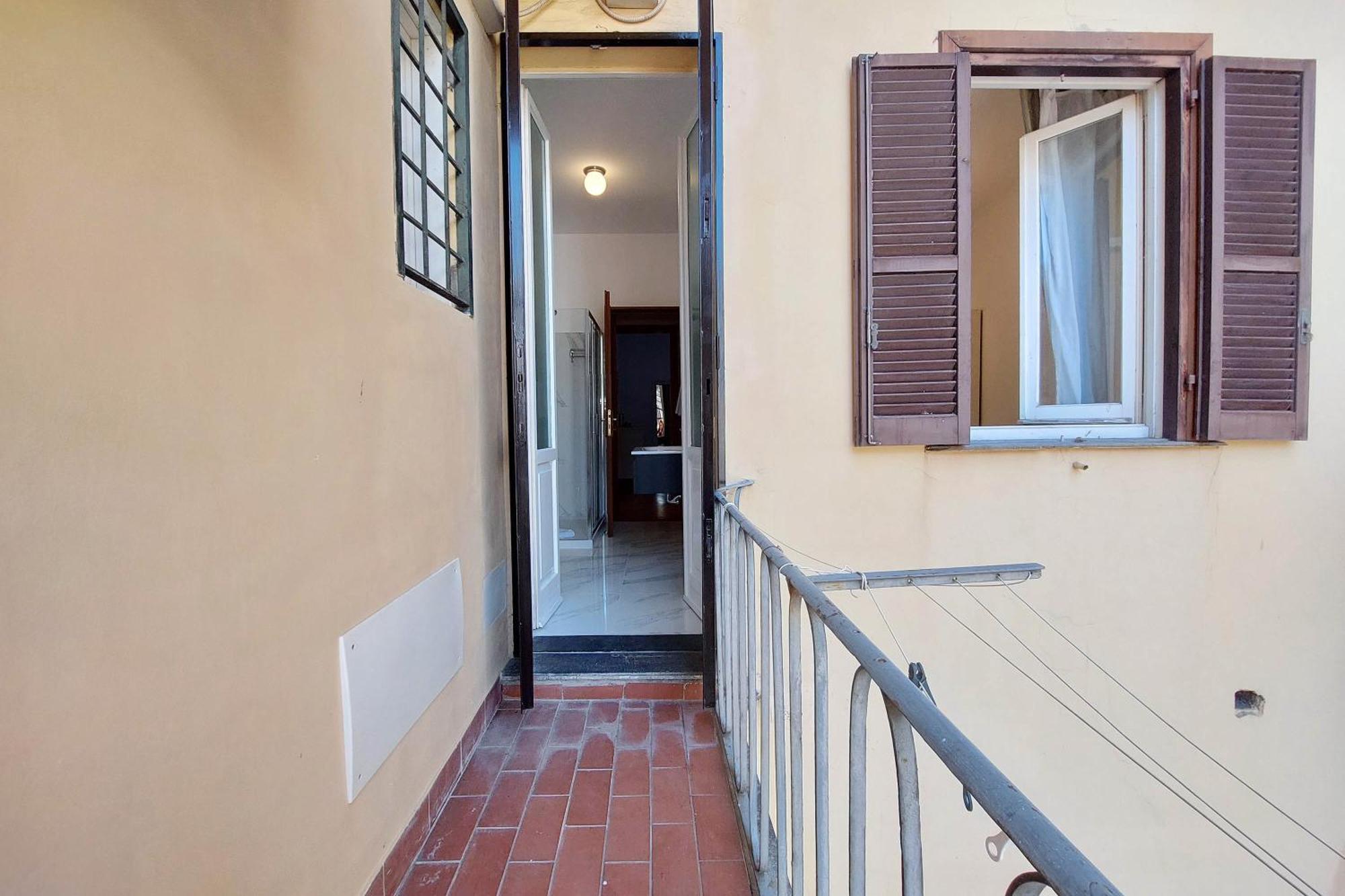 Ych-Comfortable 2 Bedrooms Flat Near Colosseum Rome Exterior photo